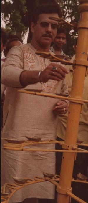 পূজা মণ্ডপে প্রদীপ প্রজ্জ্বলন ও আরতি